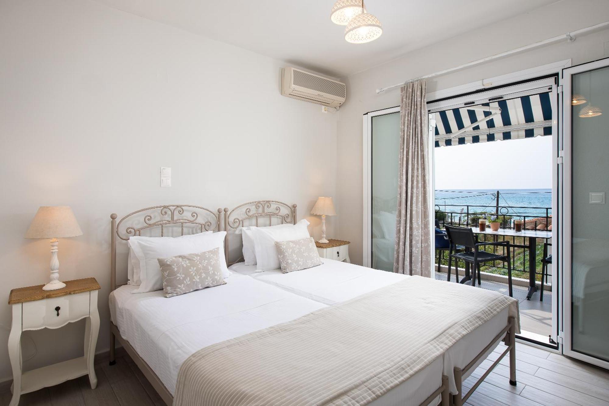 Barefoot Contessa Apartment Lourdata  Bagian luar foto